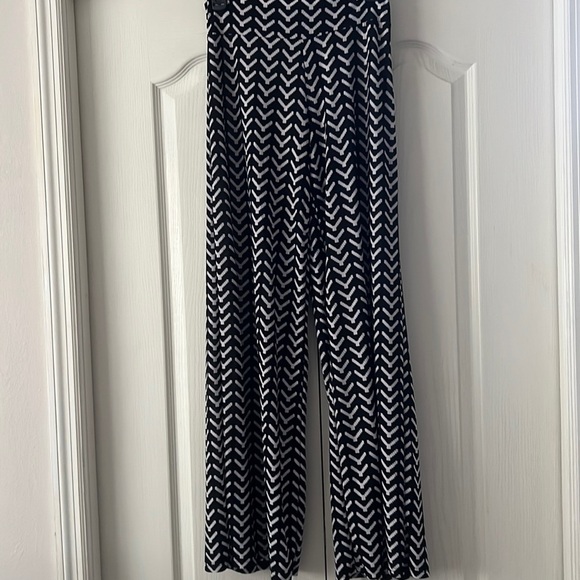 Pants - SHOSHO wide leg pants, new.